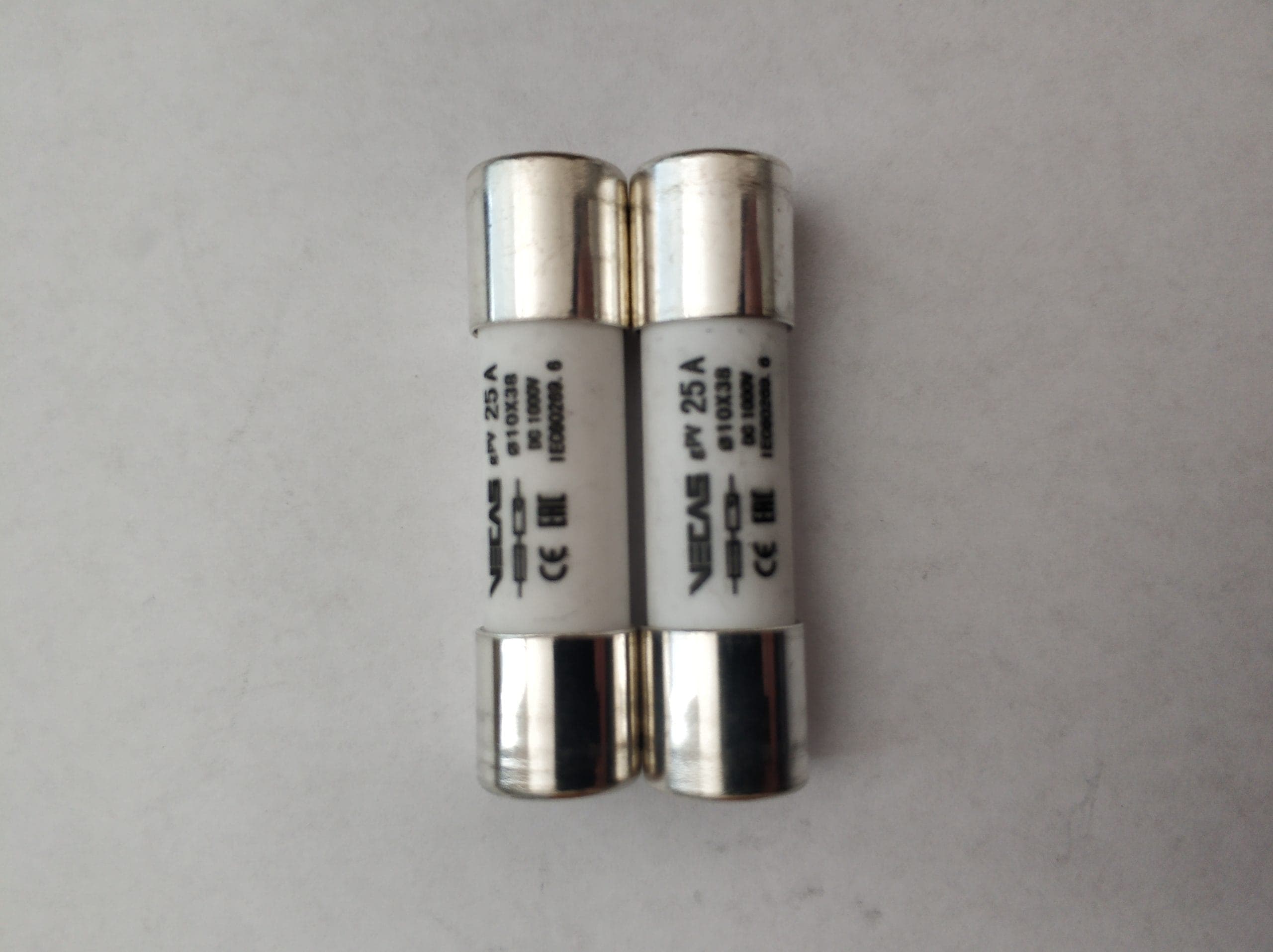 Предохранитель DC 1000V 25A 10×38